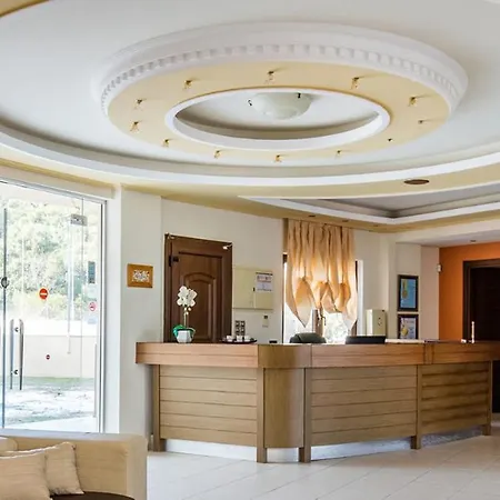 Four Season Hotell Glykadi