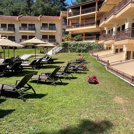 Hotell Four Season Glykadi