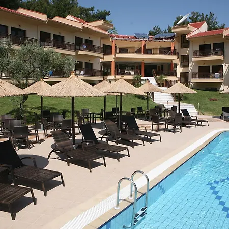 Four Season Hotel 3*