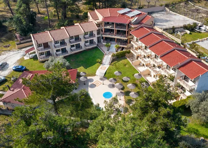 Hotel Four Season 3*